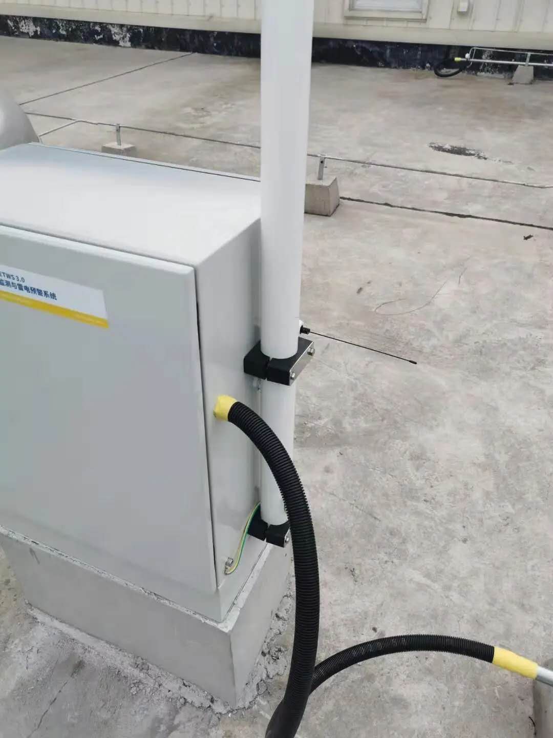 雷電預(yù)警系統(tǒng)安裝