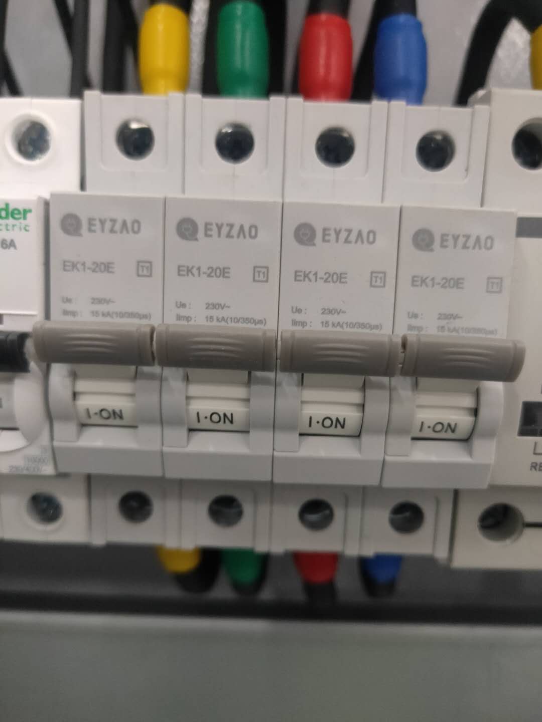 浪涌后備保護器