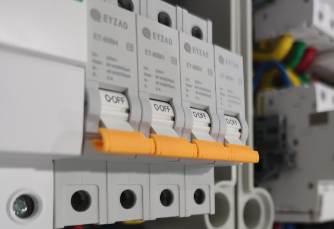 SPD后備保護(hù)器