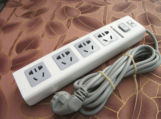 電源防雷插排座的安裝注意事項(xiàng)有哪些?