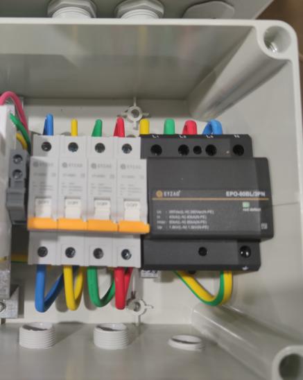 知名后備式保護器 知名后備式保護器