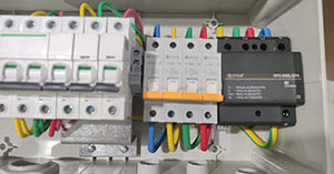 浪涌保護(hù)器的作用-廠家一對(duì)一指導(dǎo)--易造防雷