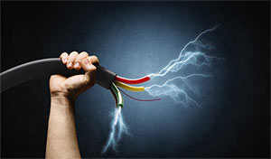 有的人會(huì)放出電火花,這是什么道理-點(diǎn)擊查看--易造防雷