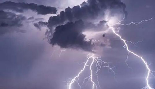 雷電是如何產(chǎn)生的